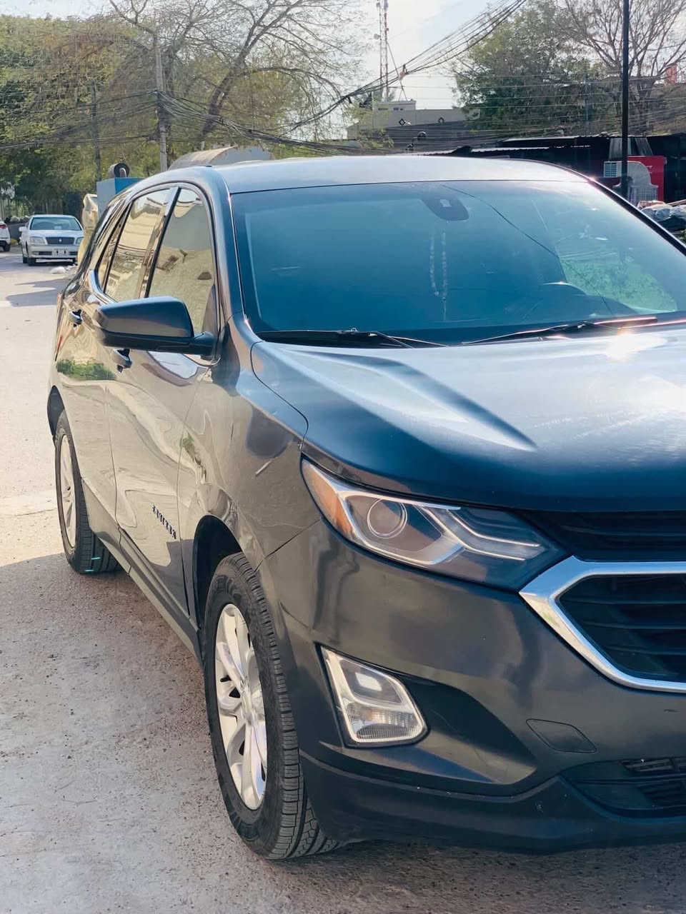 كوينكس للبيع
موديل 2018 LT
محرك 1500تيربو
موصفات
كشنات تدفئه 
تثبيت سرعه 
جنطه كهربائيه 
فتح أبواب بصمه  
سايد بريك بصمه 
حساسات خلفيه 
كشنات كهربائيه 
السعر 135 او بي مجال 
***********
