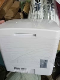 ثلاجة سفرات • ٢٥لتر • توصيل مجاني