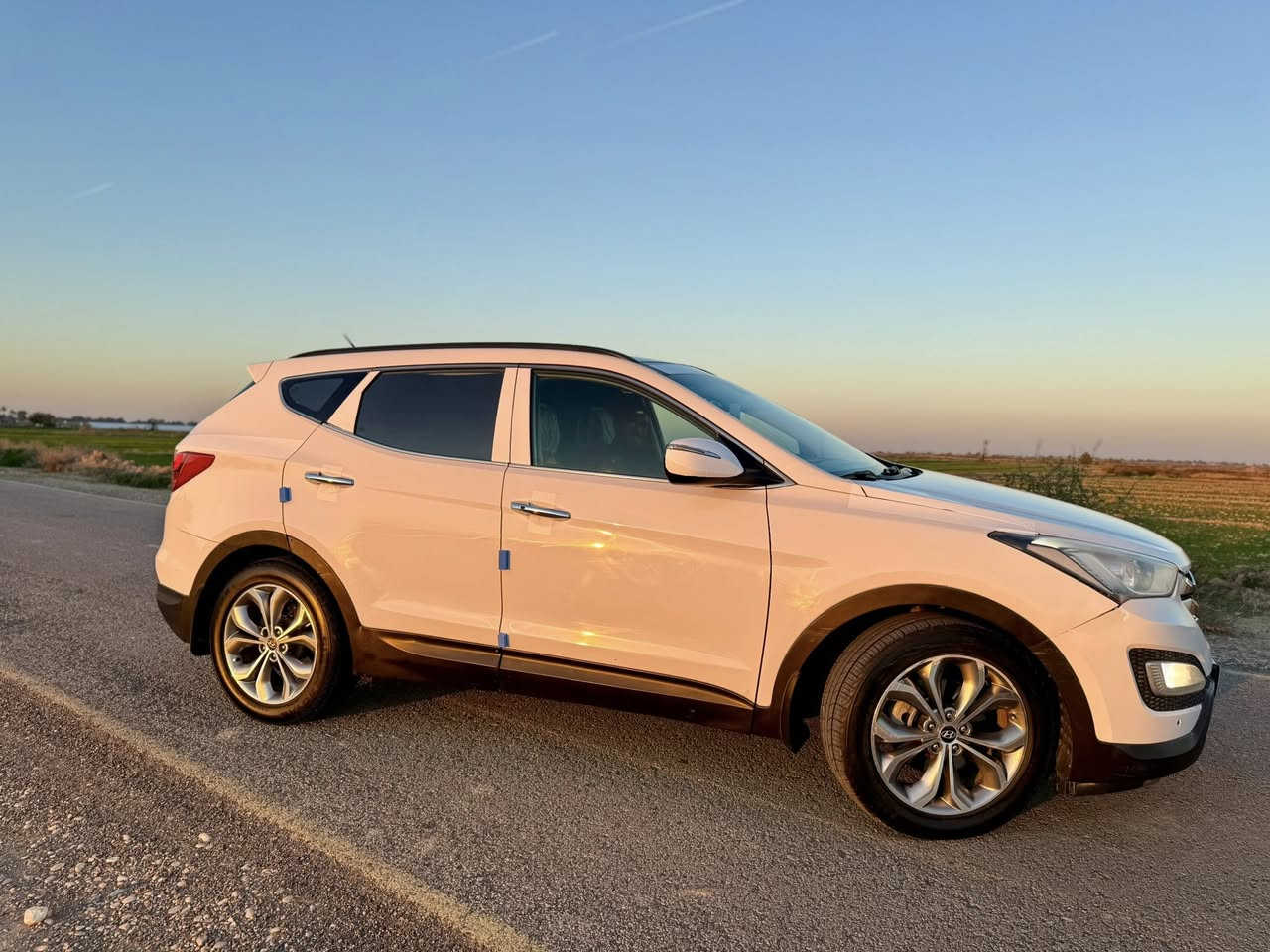 السلام عليكم
هونداي سنتافي
للبيع موديل 2013
خليجي فول مواصفات 1/1
رقم بغداد دولي وهزه وسنويه جديده تحويل مباشر
مكينه 6سلندر خير من الله لاتنقيص ولاتبخير 
كير خير من الله 
حداديه جديده
تخم تاير 
تبريد ثلاث قطع ثلج 
تدفئه شغاله
مواصفات السياره 
بصمة تشغيل وبصمة ابواب
بنوراما 
كشنات جلد 
كشنات كهرباء
كامره دواره
بك لايت لد
لد امامي نهاري
تحكم ستيرن جهتين
لايت زينون اصلي شرط نهار
مانع انزلاق
نظام ECo
فور ويل
حساسات امامي
حساسات خلفيه
مري شفط 
ترحيب عند الاقتراب
ماشيه195000km
السياره مكفوله من الضربه والتبديل فقط تكحيلات
السياره عليها ادامه كامله من منضومه البانزين وهاي الامور
السياره جديده واستخدام شخصي 
المكان واسط
السعر162 وبيها مجال
للاتصال ***********
