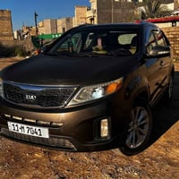 سورنتو للبيع موديل 2015 فول ex v6 وارد امريكي حادثها دعاميه اماميه وال...