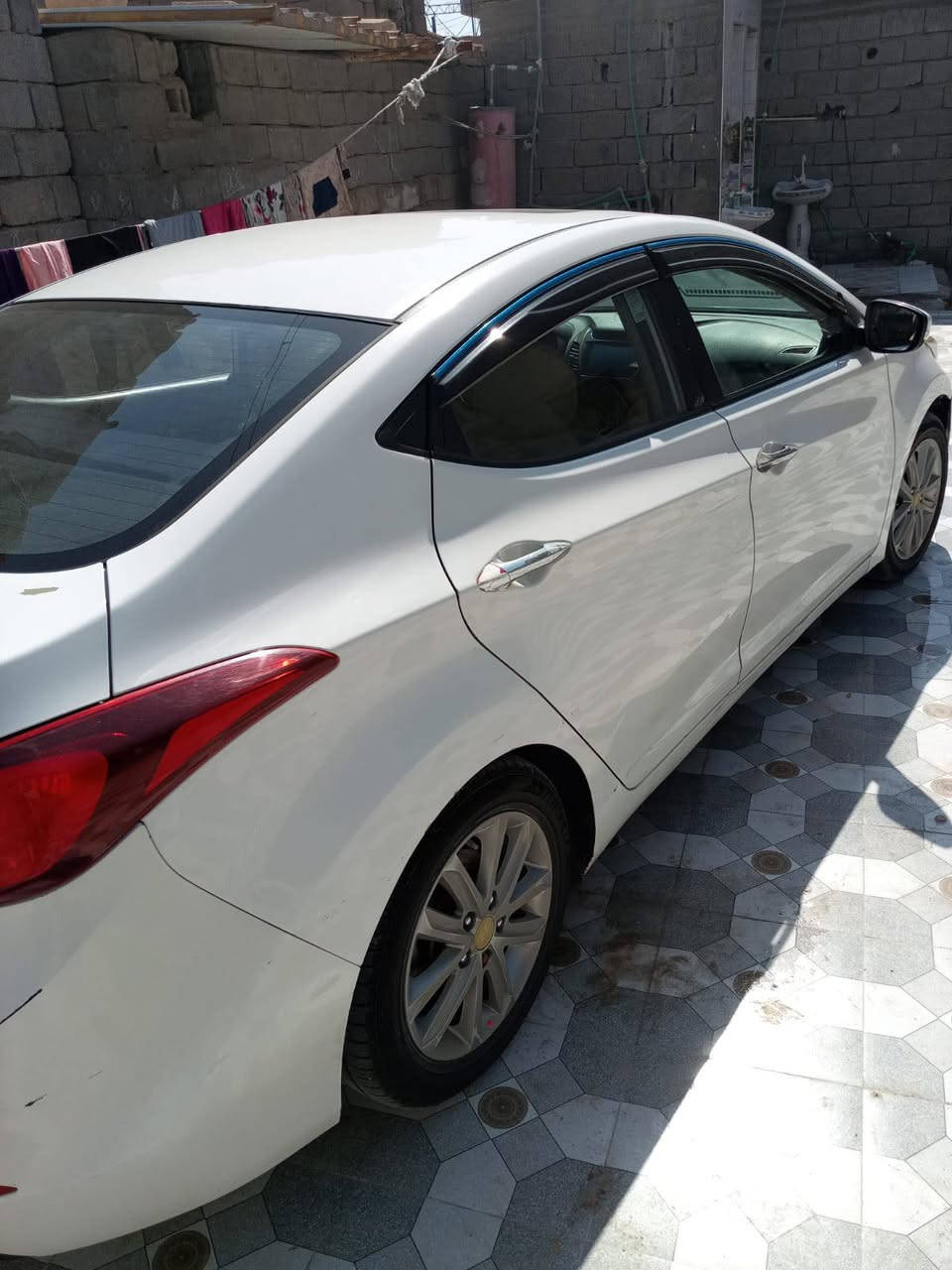 النترا موديل 15  باسمي رقم انكليزي بصره كامره دواره 
بنراما 
كامل مواصفات خليجيه السياره 
مكينه 1800 
مكفوله من تبديل 
فقط صبغ نص البنيد 
السياره جاهزه مابيهه اي نقص 
مكانهه البصره السعر 120 / رجائاً الموشراي لايخابر 
رقم الهاتف ***********
