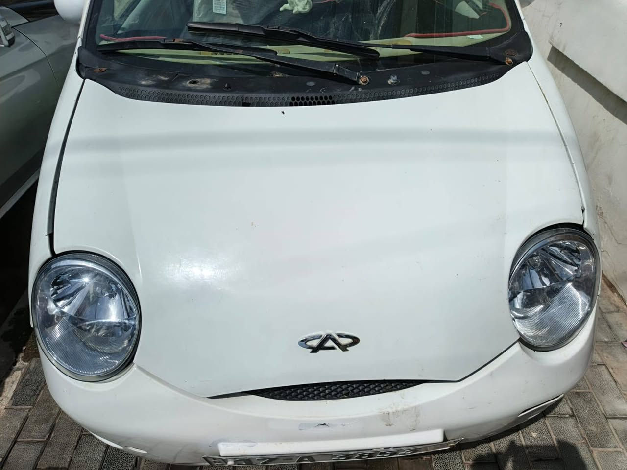 السلام عليكم
QQ  موديل2013
رقم انكليزي باسمي 
رقم مثنى
سنويه لل٣١

السياره جاهزه ما عده المكينه  ادخن
كير مكفول
صدر جديد
مشط ستيرن جديد
باتري جديد
كهربائيات كله شغاله

سعرهه 20 ورقه
مكاني بغداد الشعب حي اور
للتواصل ***********
واتس اب موجود
غير متوفر عالفيس
