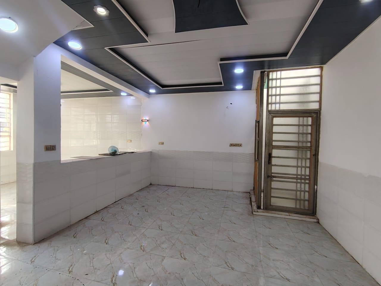 دار للبيع 150م🏡 (مكتب الخليج للعقار عمود327)
*********** وتساب

موقع /نجف 🏡شارع الحولي مال المطار عمود 327

البناء 🏡 

غرفتين /صاله/مطبخ / ستقبال/ صحيات/

بناء فول/ اساس + سقف كونكريت + طابوك

ألخدمات 🏡 #بعد_عن_سوق_100م

ماء/كهرباء/مدارس/سوق/تبليط/لحد الباب
