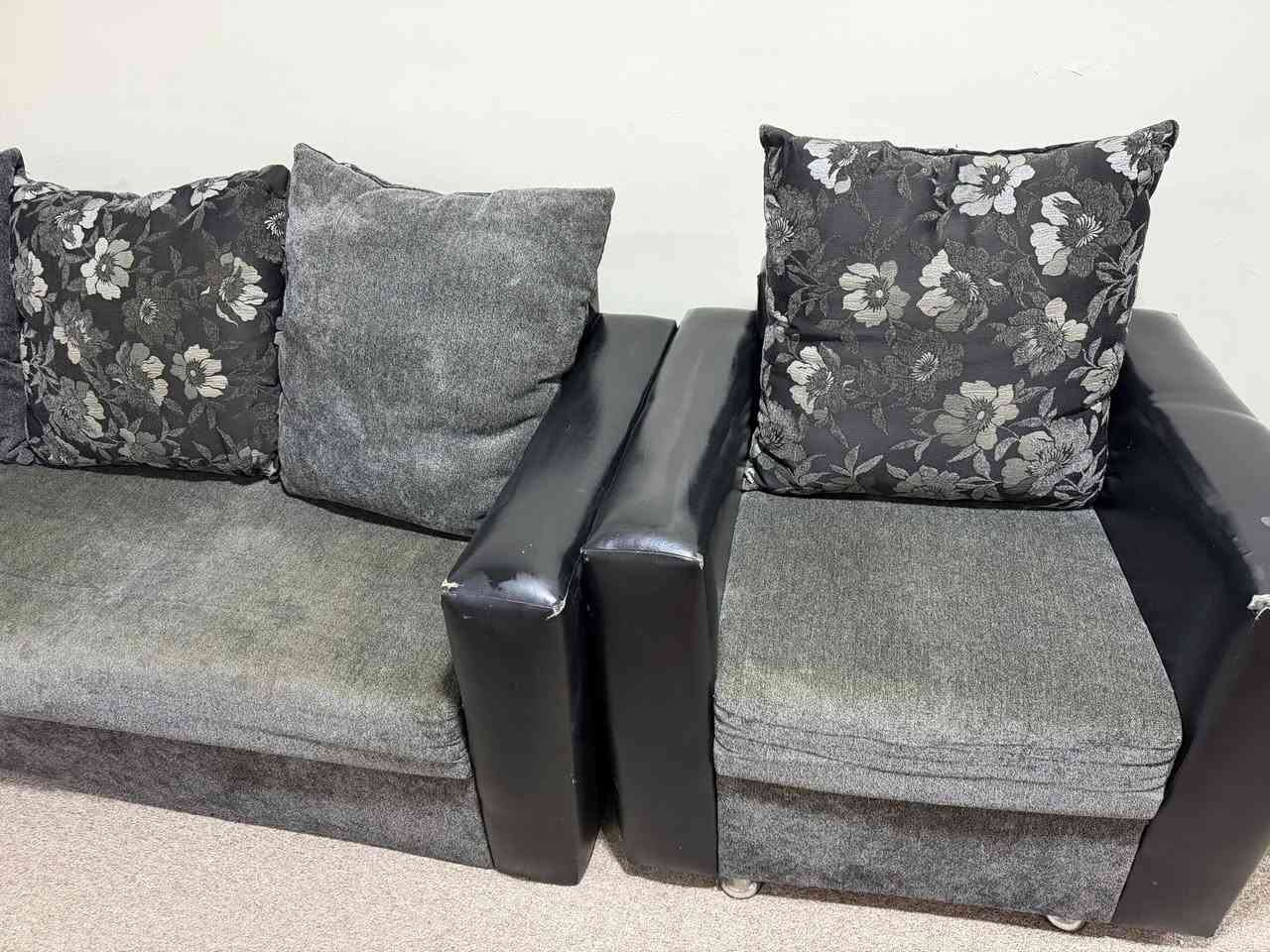 للبيع ١٠٠$


**إذا كنت صاحب هذا الإعلان وتريد حذفه لأي سبب، رجاءا أرسل رسالة إلى الدعم الفني**