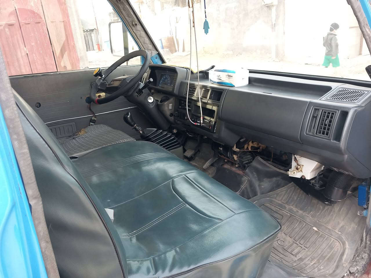 كيه بنكو ٩٤ كير محرك مكفولات حداديه جديده تايرات جدد التايرات الكلام نص عمر كهربائيات شغاله شاصي او رقم شاصي مكفولات رقم انبار مشروع وطني شرط التحويل راعيه موجود سنويه لل ٢٧ رقم الهاتف ***********
