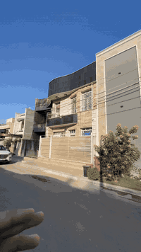 للبيع منطقة السيدية قرب جسر الجادرية 
مساحة 60م وجه 6 

ثلاث طوابق بناء 
اربع غرف نوم 
صحيات 2 
مدخلين 
_____________________________

للاستفسار:

***********
***********

او مراجعة المكتب نزار للوساطة العقارية في السيدية شارع  الضباط مقابل كلشي وكلاشي السيدية
