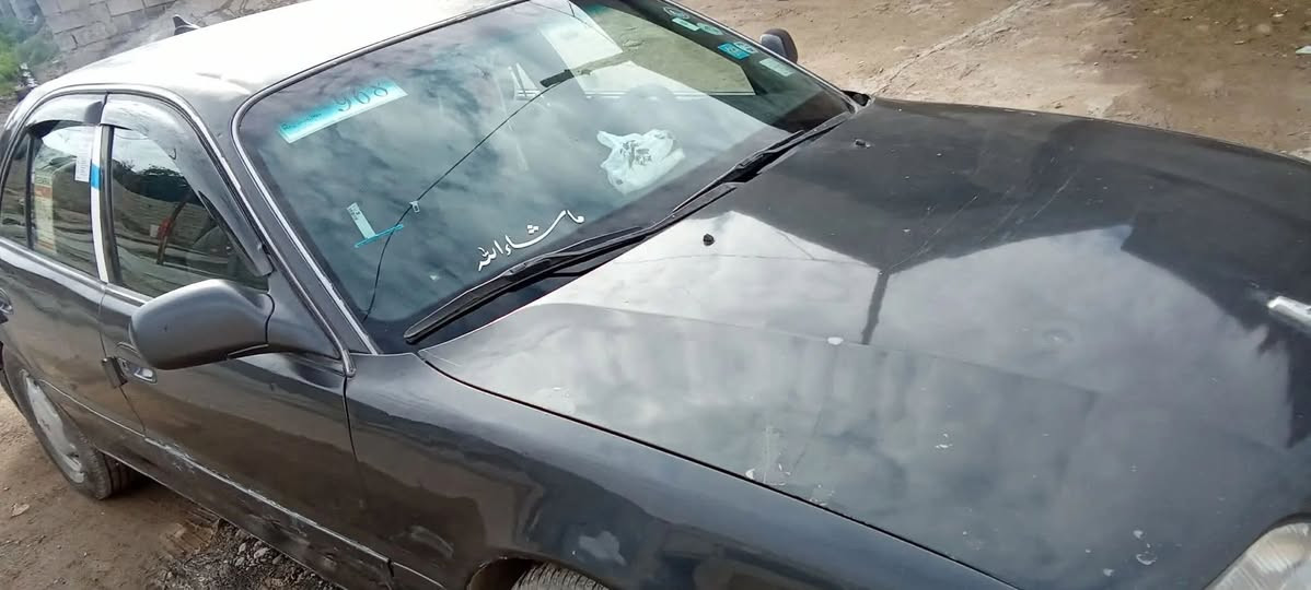 سوناتا تو 93منضومة غاز كابون بانزين رقم نكليزي بسمي جديد كير عادي داخلها كلش نضيف تايرات نص عمرالسعر 42بي قليل رقمي ***********
