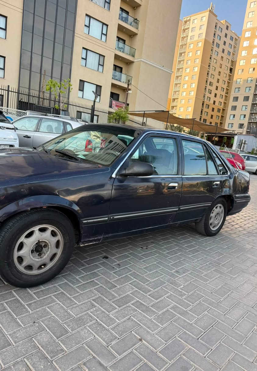 السلام عليكم للبيع برنس رقم بغداد سنويه لل 2028 السياره مكينه كير جدد كهربائيات شغاله داخلهة جديد صدر امامي خلفي جديد مكاني بغداد حي الجهاد سعر 25 او بيهة مجال ***********
