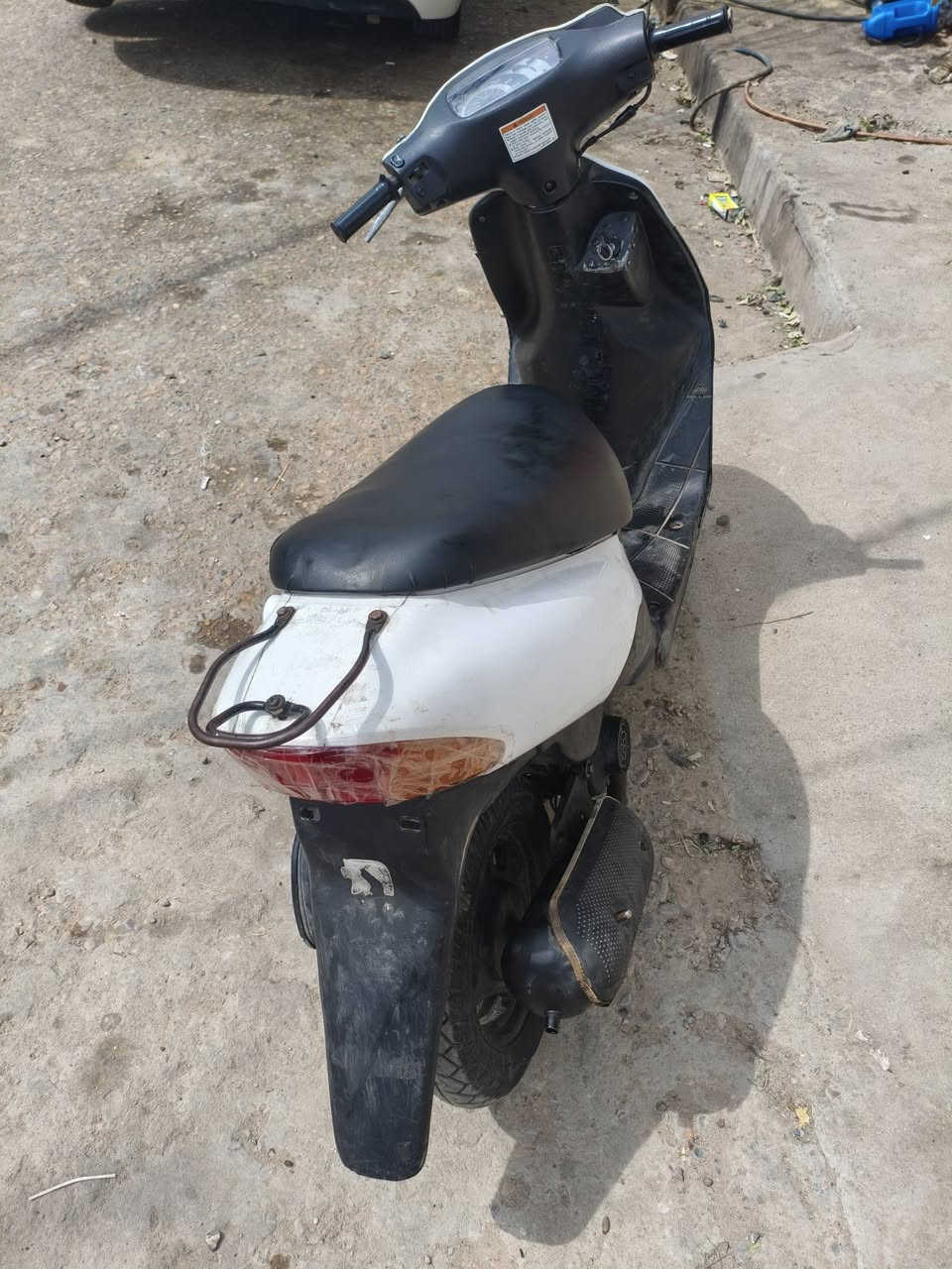 سلام عليكم ساسوكي للبيع دراجة نظيفة وحلوة سعر170
***********
