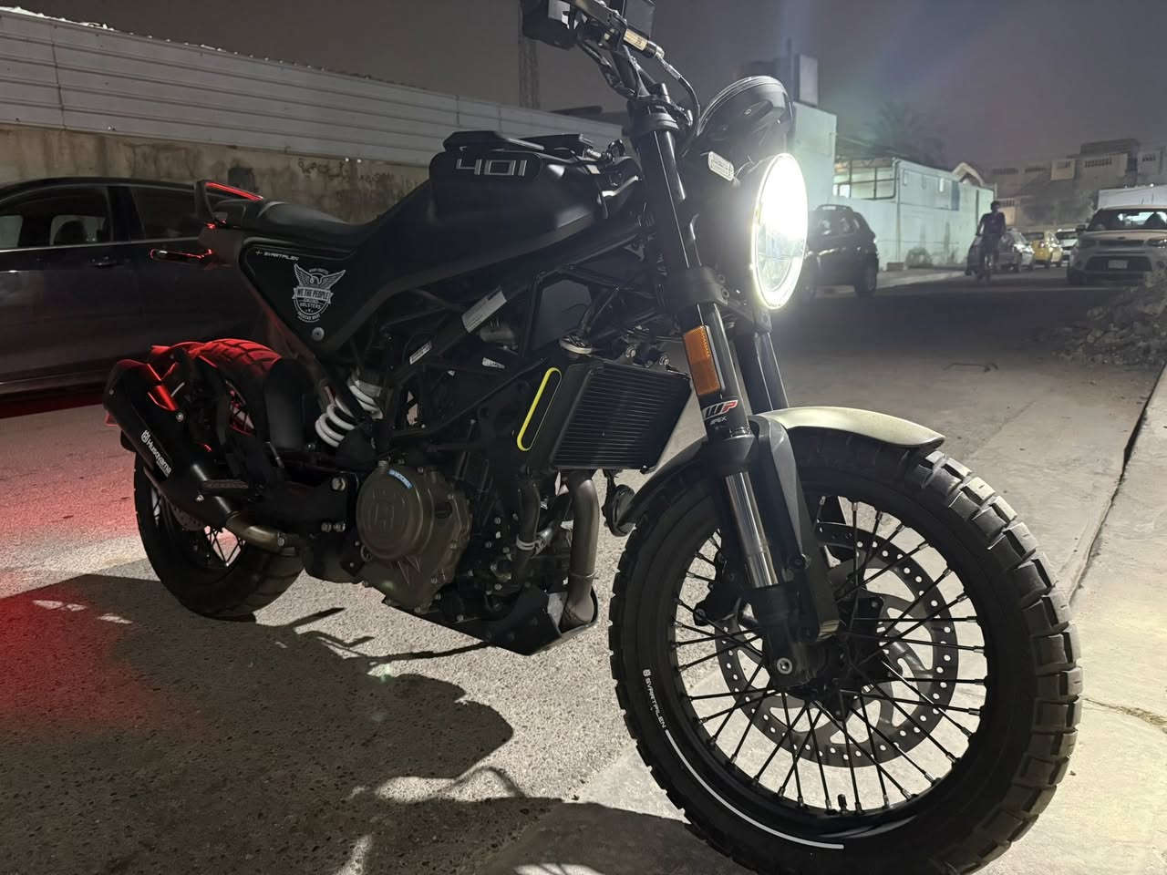 HUSQVARNA 401 رقم بغداد
الدراجة زيرووو ماشية 2,800 فقط 
جديدة بحالة الوكالة شخط واحد مابيها 
وماكو اختها بهل سعر 35 ورقة
واليعرف سعر الجديد مالتها راح يعرف اني اريد ابيع وسعرها بسعر دراجة عادية
ملحقات كاملة عدة ومفاتيح عدد 2 
رقمي ***********
ومكاني شعب شارع عدن 
الشراي يتصل وما اقصر ويا
