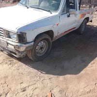 ١٩٨٨ • مكينة خيط بخار • بدون لوحات