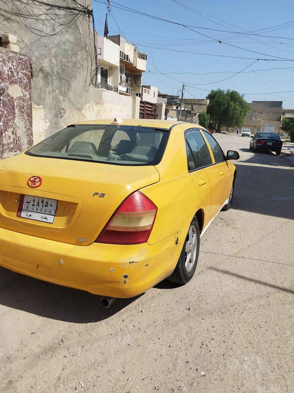 السلام عليكم للبيع بي واي دي F6 2011 سيارة بدون ضربه او صبغ ابد فقط بارد باب عكس السائق كير مكينه مامفتوحات گير عادي تبريد شغال رقم بغداد مكاني بغداد السعر 48ورقه وبيها مجال للشراي 
رقمي ***********
