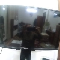 من رخصة الادمن تلفزيون سامسونج مع ميز زجاجي مربوط عل الشاشه السعر 100 ...