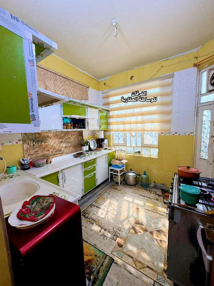 بيت ركن طابو صرف ١٠٠مترمربع الشكل  شارع سنتر المشخاب يحتوي ع غرفتين وصالة واستقبال ومطبخ وملحقاته السعر ١٣٠وبي مجال للاستفسار الاتصال ع الرقم 
***********
