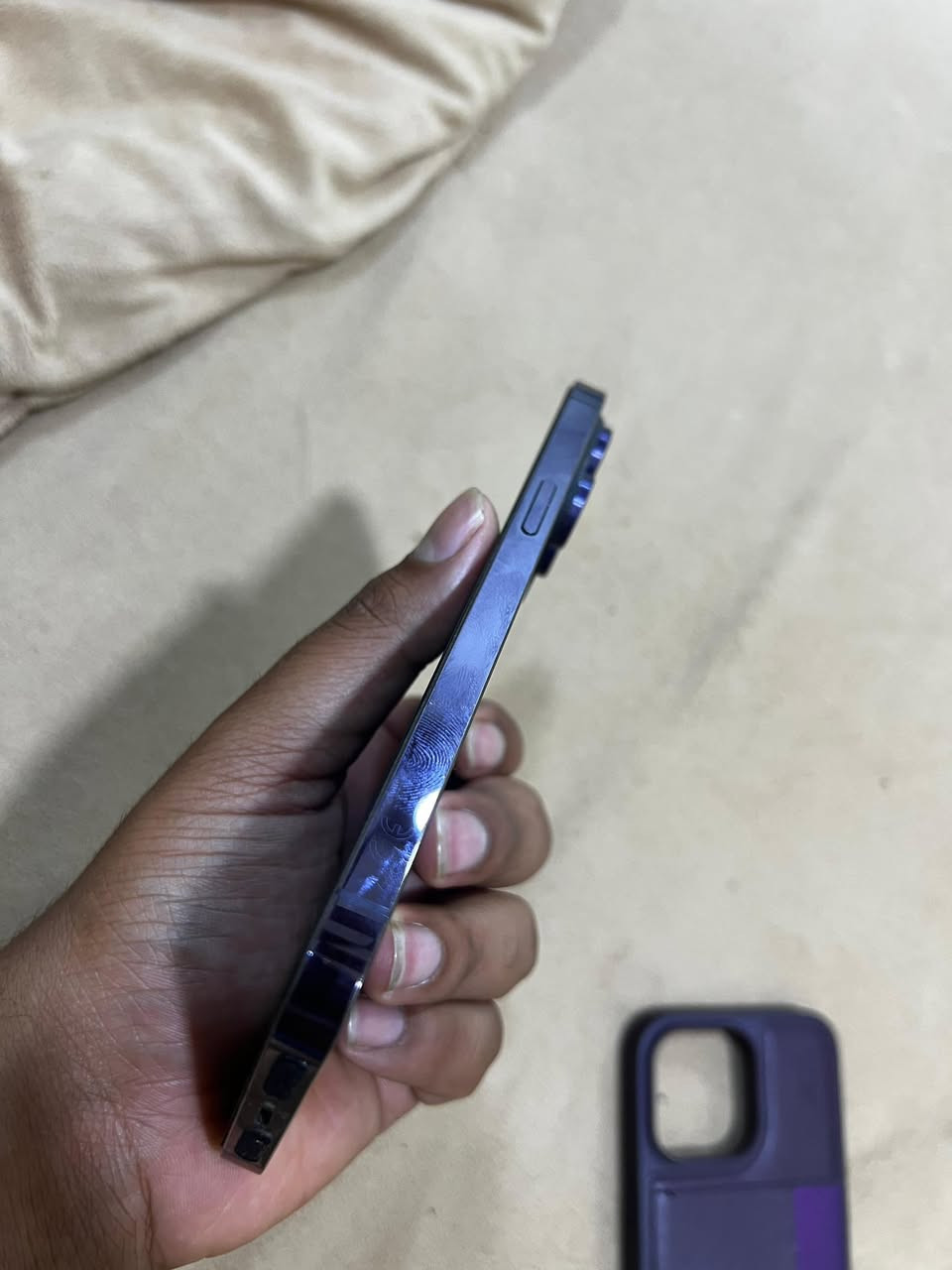 ايفون 14 ابرو ماكس ذاكرا 256 نموذج m مكفول بطاريه 92 زلغ مابي ويا كارتونه وشرط الفحص الجهاز ماعده هاذ كسر بضهر ومو جبير 825. عنوان بصره ***********
