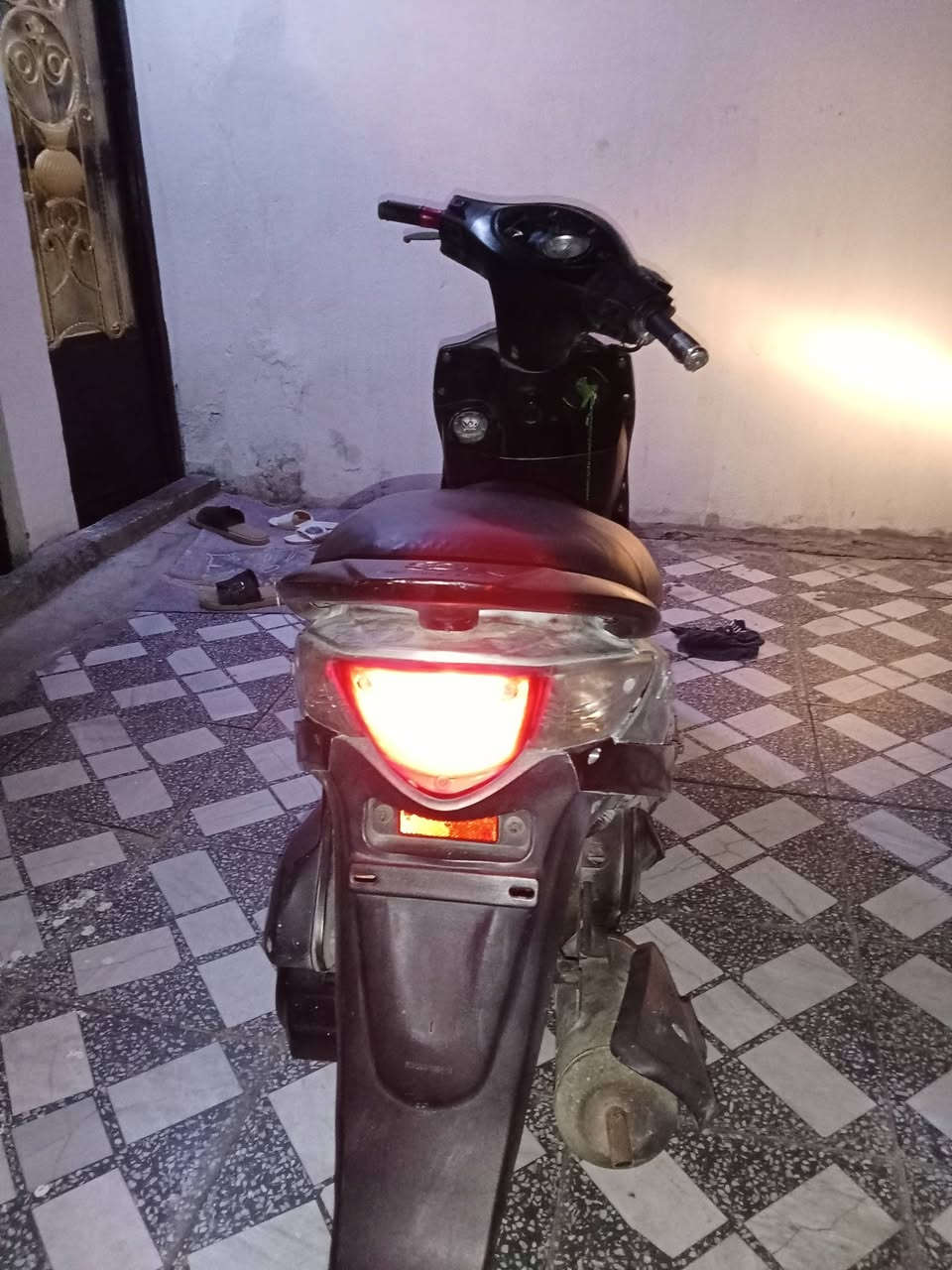 السلام عليكم دراجة للبيع كامكو  الدراجه هسه مبدللهه هورن وباتري جدد نكره سلف السعر 300وبيه مجال قليل المكان بغداد مدينة الصدر متواجد فيس بوك أو هاذ رقمي بي واتساب فقط ***********
