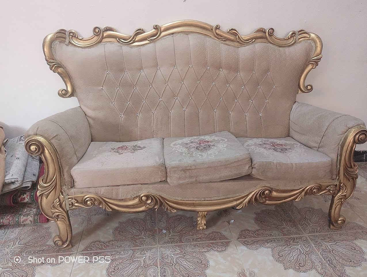 من رخصه الادمن عندي هذا التخم للبيع استفساركم ع هذا لرقم ***********
