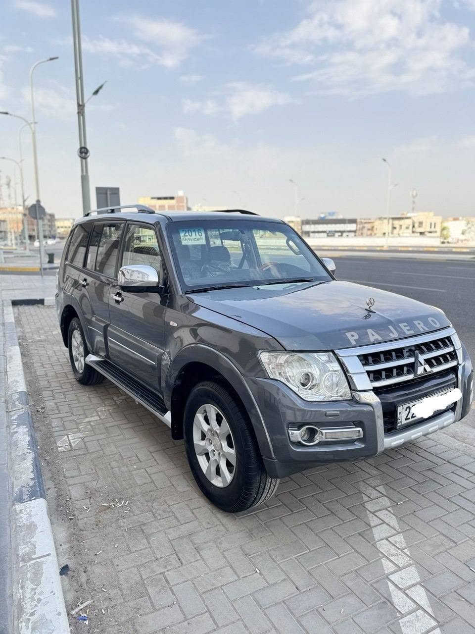 السلام عليكم باجيرو ٢٠١٦ خليجي سياره نظيفه وجاهزه من كلشي ماشيه ١٣٠ الف بيهة صبغ ٣قطع  مواصفات شاشه كامره حساسات مرايات نيكل داخل صاج بيج لد امامي + لايت زنون بلاد ٧راكب تبريد ٣قطع محرك ٦سلندر فورويل اوتوماتيك رقم أربيل انكليزي ٢٠٢٨ تحويل مباشر سعر ١٣٥ وبيهة مجال *********** العنوان البصره البصرة, العراق

