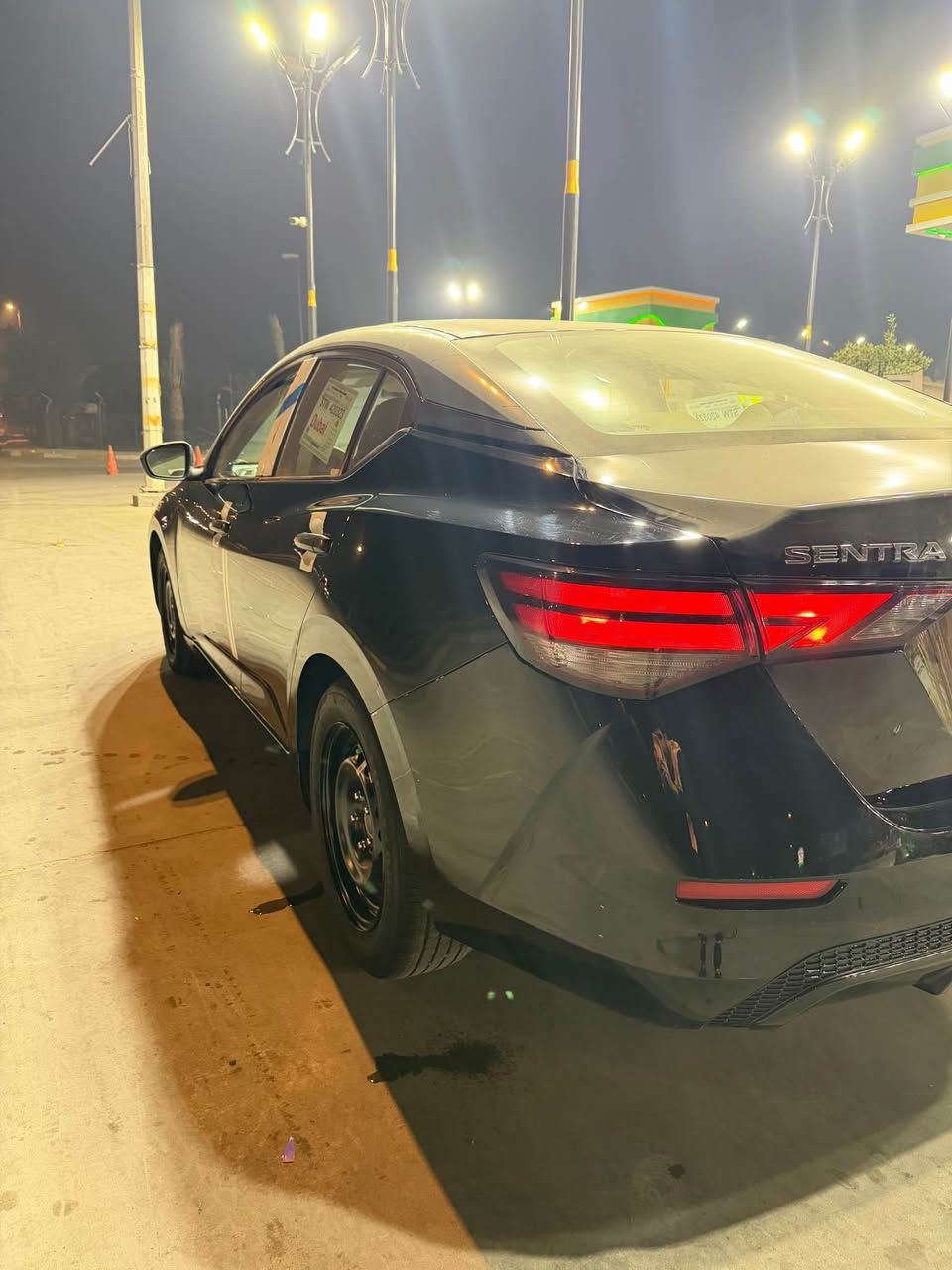 سلام عليكم للبيع نيسان سنترا موديل 2024 حادث بنيد فقط ومبدل اصلي ورأس شاصي تعديل سياره فقط قطعه وحده بدون رقم معروضه ب١٤٠ وبيها مجال 
*********** بغداد, العراق
