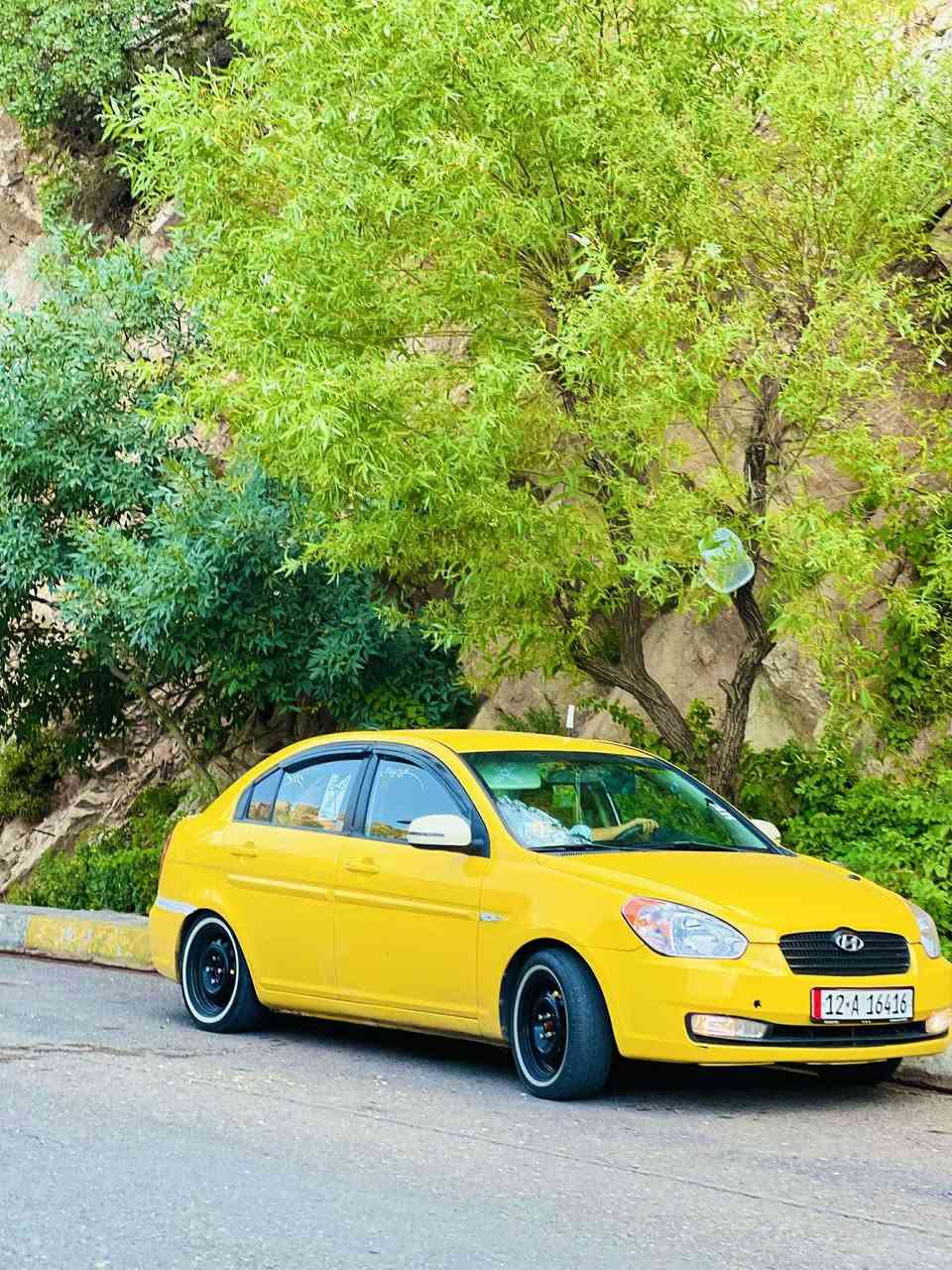 اكسنت 2011 رقم نكليزي
شرط هياء غرمات صفر طخم تايا خط ابيض 
طخم وره كدام جديد مكينه كير شرط لاصرف لا نفخ 

السياره جديده ع ايدي ما يعوزها ربع ضرر بيها داخل 
اربع اصابع مال هوك الكدام بيها جاملغ السايق كدام شويه 
معجون الباقي تلقيطات مال تكسي قليله حيل سقف تكم بلا معجون شرط السياره ما مشتغلا تكسي قليل 
***********
***********
