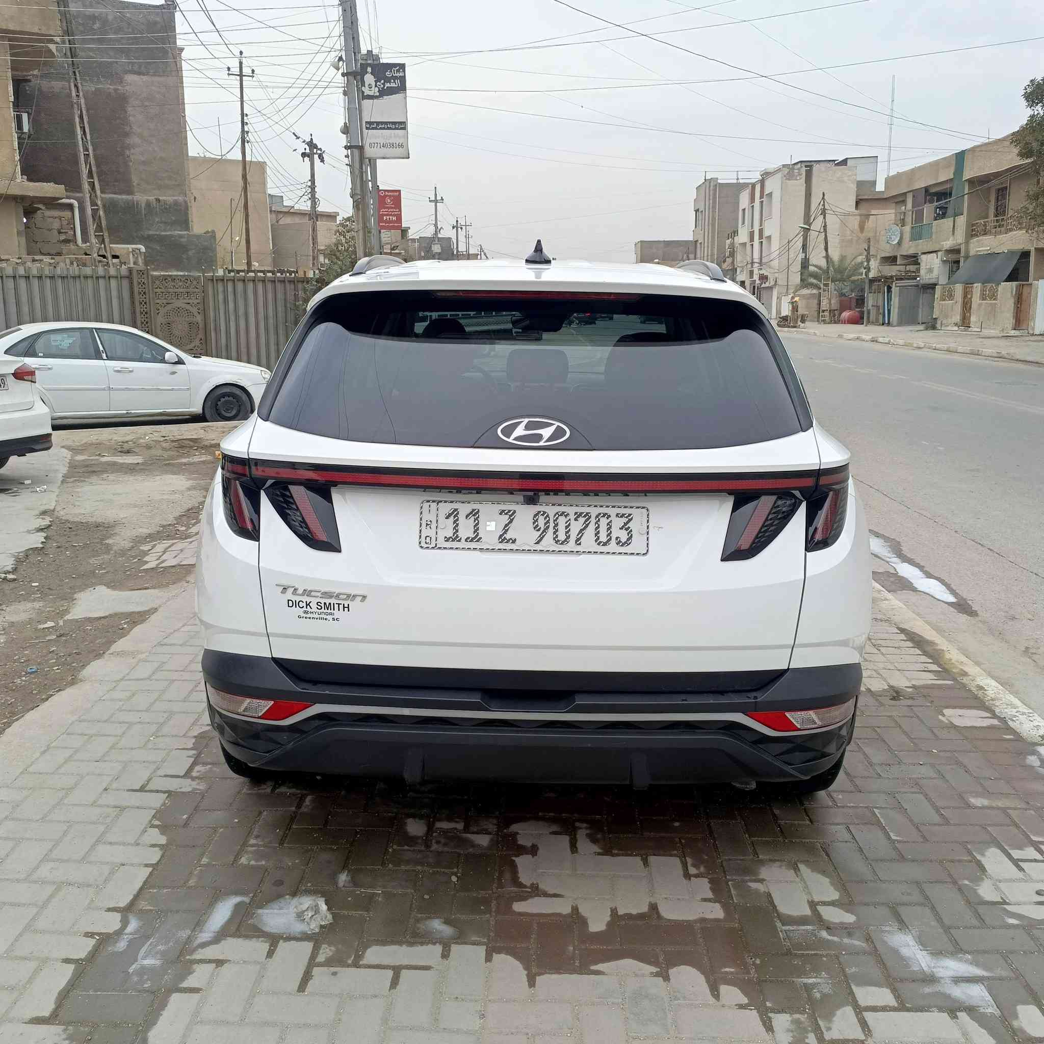هيونداي توسان  2023
سعة المحرك : 2.5 GDi مع كير 8 نمر
 
وارد امريكي حادثه دعاميه اماميه مبدله بدون دواخل وحافت جاملغ بارد بدون تبديل ليبل واحد سياره

اللون الخارجي : ( ابيض
اللون الداخلي :  ( ا بيض )
قراءة العداد : 49mil

رقم بغداد بسمي هزه جديده

الاضافات

-بصمه تشغيل
-بصمه ابواب
-تشغيل عن بعد
-شاحن واير ليس
-صندوق كهرباء 
-رادار امامي قياده اليه
- نظام مساعدة عدم الانحراف عن الطريق 
-نظام carplay 
- شاشة وسطية كبيره 
- نظام النقطة العمياء ( حساس مرايا جانبيه)
- هاند بريك بصمة 
-اوتو هولد
-نظام توقف تلقائي عند الرجوع
 - كاميرة خلفية بدقة عالية 
 - نوع المقاعد: كهربائي  - تدفئة 
- المصابيح:  زينون - إضاءة ليد- ليزر
- دخول ذكي  

للاستفسار الاتصال على الرقم
‏***********
مكاني بغداد الدوره
السعر ٢٢٠
