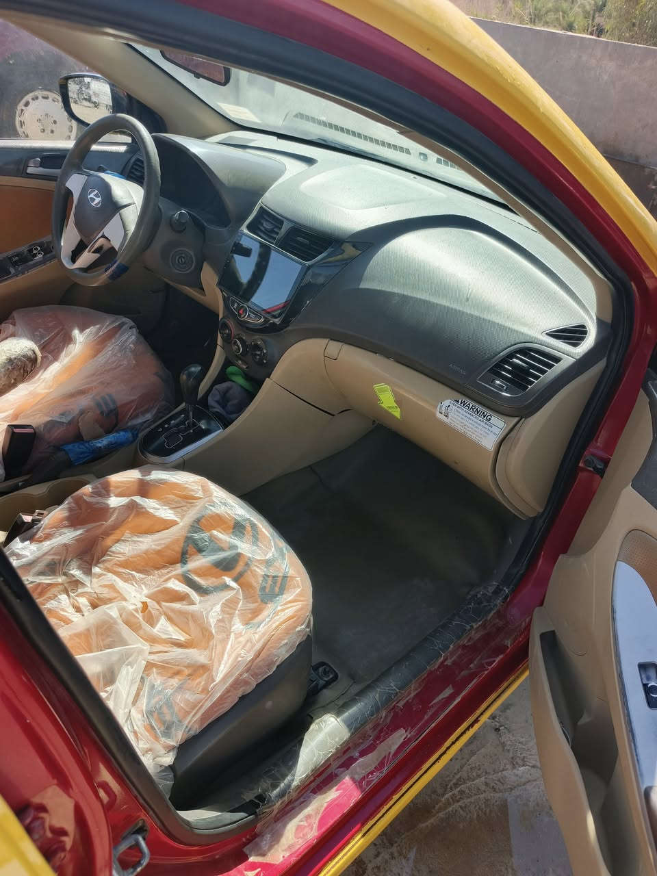 كسنت البيع مديل 12 سعر 80 وبيه مجال ***********
