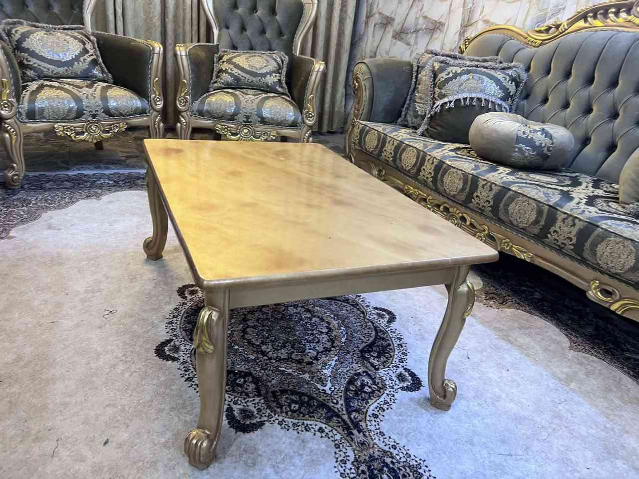 تخم ملكي تركي 10مقاعد طبله وسطيه أخو الجديد مكان المنصور للتواصل ***********
