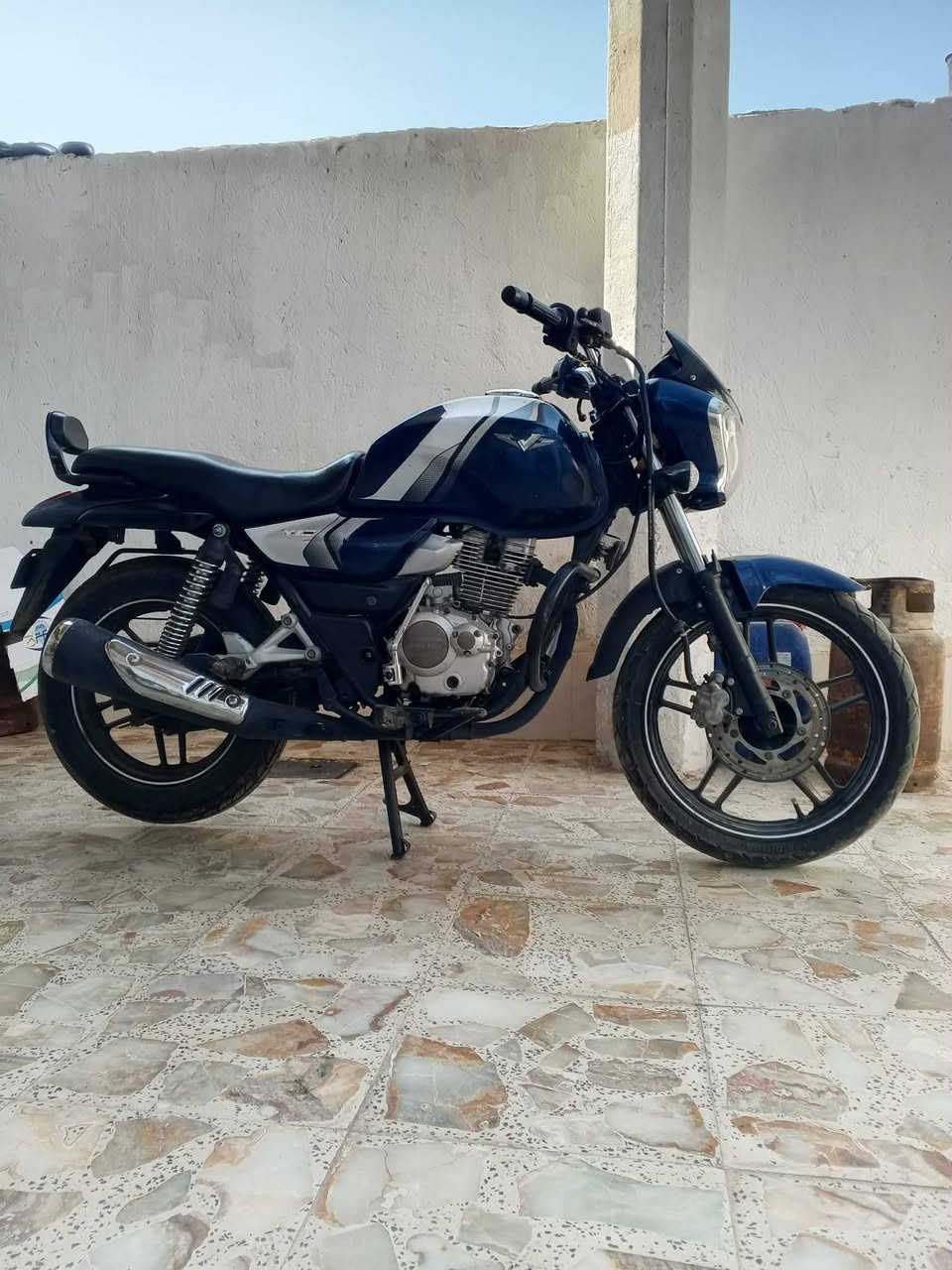 دراجه v15 هندي جاهزه بسمي وكيلها سيد خلدون سعر مليون
*********** واتساب
