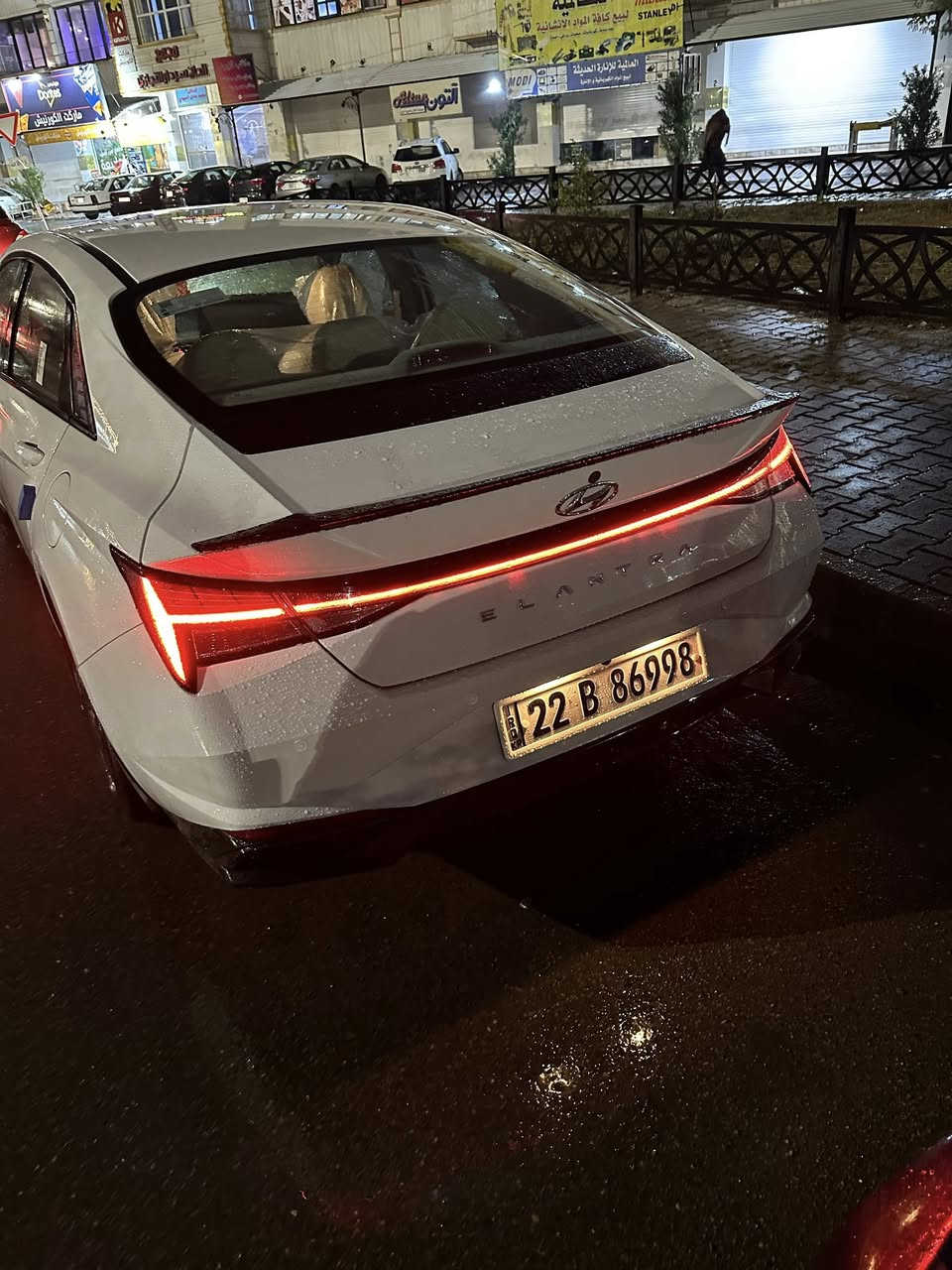 سلام عليكم النترا 2023 خليجي كوري  مواصفاتها فتحة سلايد وشاشة وكاميرا خلفية وحساسات خلفية محرك 16 دوش ماشية 37 الف كيلو رقم اربيل بأسمي ضررها صندوك خلفي مبدل بلادي الها يعني فقط قطعة وحدة وباقي السيارة على الفحص تاخذها واي نقوصات ما بيها السعر 155 $ 
ملاحظة : السيارة ليست تجميع صيني بل (كوري) اصلي مال شركة هيونداي العراق مناك ماخذها
مكاني كركوك 
***********
