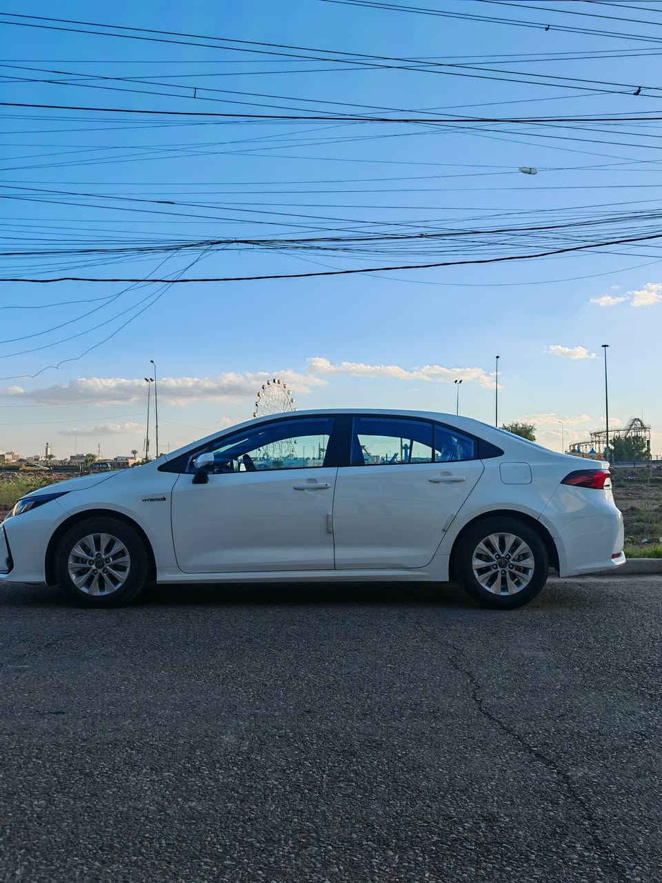 تويوتا كورولا هايبرد الشكل الخليجي
✅ الموديل  2024/12/12
✅ سعة المحرك 1,8L
✅ مرتبط بناقل حركة أوتوماتيكي 
✅ عدد AIR BAG 8
✅ لايت زينون + LED
✅ حجم الاطار 205/55R16 
✅ ويل كب 16
✅ مفتاح التشغيل بصمة
✅ دشبول ديجيتال 
✅ شاشة اصلية
✅ كاميرا دواره 
✅ المقاعد مخمل 
✅ تتسع المقصورة ل 5 ركاب
✅ مثبت السرعة Cruise
✅ تحديد المسار
✅ المودات والأوامر الصوتية
✅ فحص أنظمة السيارة 
✅ حساسات ضغط اطارات 
✅ تبريد شاشة
✅ قطعتين تبريد
✅ هاند بريك بصمة
✅ نظام مانع الانزلاق 
✅ا ISOFIX    ايزو فكس
✅ اوتو هولد Auto Hold 
✅ اشارة في المرايا الجانبية
✅ مخرج منفذ الطاقة
✅ ا  Bluetooth 
✅ تطعيم الدواخل ألمنيوم
✅ أبل كار بلاي CarLife+
السياره حلوه مرتبه عليها عازل حراري أصلي 
السياره بيها طخه بين الباب والجلملغ الخلفي
 شي بسيط جدا موضح بالصورة
بغداد حي العدل
السعر 155 قفل 
***********
