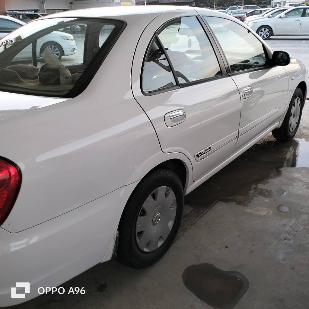 نیسان سەنی یابانی 
مۆدیل 2010 
گێڕ عادی 
پارچەیە و پەڵەک بۆیاخی هەیە بێ دەعم و بێ ناوگرتن 
سەنەوی تازەیە 
ناو فۆرمیگاو فول مواسەفات 
گێڕ و مەکینەی تەبرد بەشەرت 
چوارتایەی لۆک و سەیارەیەکی بێ مەسەرو نەموونە لە جوانی 
تەحویل و غرامە و بڕاوە بەشەرت 
بۆ معامەلە پەیوەندی بکەن بەم ژمارە مۆبایلانەوە 
 0772 213 8136
0750 221 3824 السليمانية, العراق
