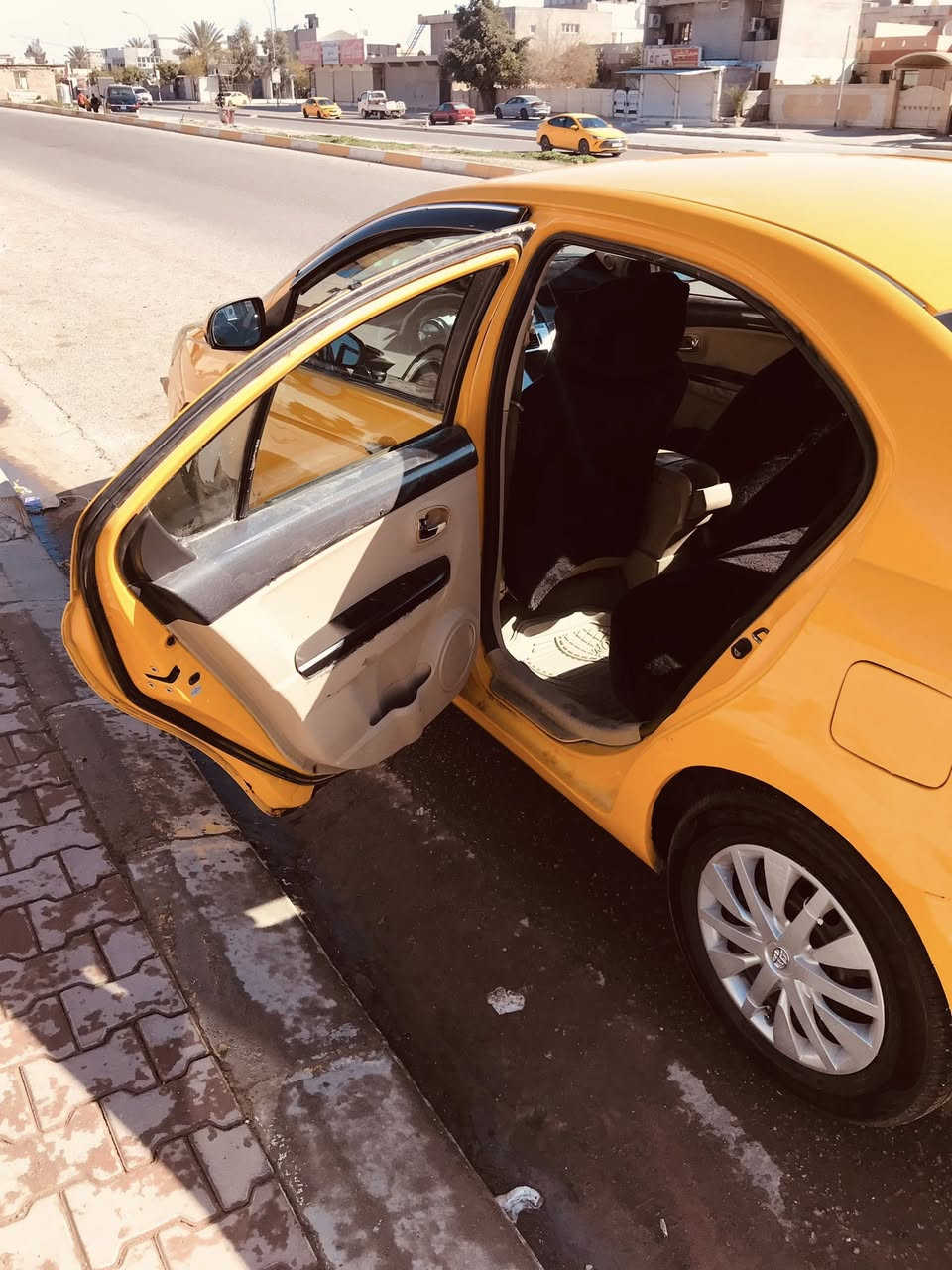 كريت ويل رقم انكليزي محرك بلاد كير بلاد غراض تبريد بي بس مايشتغل لاصرف ولا بخار فقط بي صوت زنجيل صرف بنزين ٢٠لتر قليل كلش صاحبها بكركوك دفتر بنزين مابي ***********السعر ٤٥
