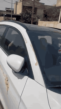 • بانوراما كهرباء
• مقاعد جلد
• الكشنات الأمامية كهرباء
• المرايا الجانبية كهرباء + شفط
• عدسات الإضاءة الأمامية (5 عدسات) وتتحرك يمين ويسار مع الستيرن
• إضاءة أمامية وخلفية LED
• بك لايت خلفي LED
• شاشة كبيرة تدعم البلوتوث وكاميرا
• كاميرا خلفية
• تحكم بالستيرن (صوت، اتصال، شاشة)
• مثبت سرعة (كروز كنترول)
• مودات قيادة (سبورت / عادي / إيكو)
• بصمة تشغيل (ستارت)
• بصمة أبواب
• سنسورات أمامية وخلفية
• نظام مانع انزلاق
• نظام تثبيت السيارة
• ABS
• Airbags
• تحكم كهرباء بالقزازات
• تكييف قوي
• جنوط ألمنيوم
• سيارة نظيفة وجاهزة للفحص

السيارة ، كاملة ومبيها اي نقص ، من مُحرك من گير والخ ، تفحص وتشوف بعينك ، تخم تاير قبل شهر مبدل الها جديد .
الضرر الي بگشر السيارة بسبب ناس متخاف الله ، ذبت بطش وانهزمت ، وخليتلكم صور السيارة من يوم الحادث ، گشر السيارة متصلح فقط خليت عليها فابلون ابيض كامل 
السيارة 2019 وارد خليجي ، ماشيه ٩٠ الف km والسيارة فول 
السيارة رايدها ب ١٥٥ ، يعني شد و٥٥ ورقة 
وبيها مجال .

0771 417 7668
