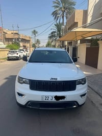 للبيع جيب شيروكي  موديل 2020 وارد امريكي , 6 سلندر 3.6 بدون ايرباك  رق...