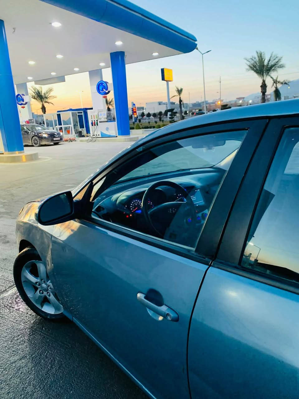 هۆندا ئاڤانتی ٢٠٠٨ 
چوار گیچ 
چوارجام کارەبا 
گێر تۆماتیک 
ئاوێنە کارەبای 
کوشن هیتەر 
شاشە ئایپات 
سوکان ڤۆلیۆم 
شوێن عەینەک 
گێرومەکینە بەشەرت 
کارەبای بەشەرت 
سەقفی بەشەرت
براوە براوە 
نرخی ٤٠ گەلاو محامەلەیەکی برایانە 
گەر مشتەری نیت مالی خەلک مەشکێنە 
لەگەل رێزم 
ناونیشان رانیە 
*********** رانية, السليمانية
