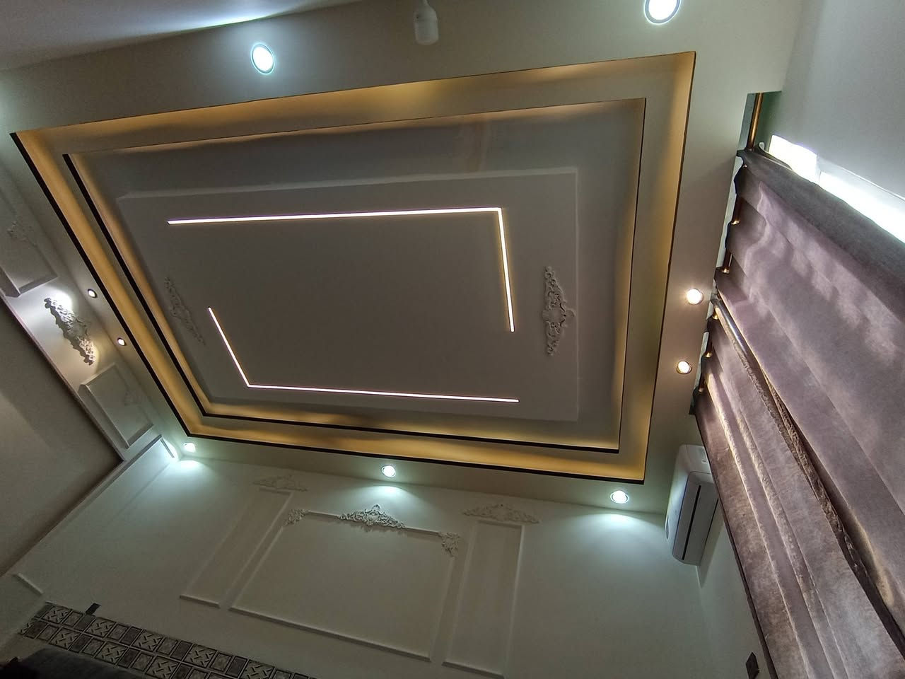 تم انجاز العمل والحمد الله ✨ المودرن للديكور والصبغ ✨
✔️ سقف ثانوي
✔️ سقف مغربي
✔️ جبس بورد
✔️ بديل خشب
✔️ بديل رخام

📍 كربلاء – الشبانات

📞 للاتصال والحجز:
***********
0780125512

🌟 خلي بيتك أرقى وأجمل ويانه .. خبرة + دقة + أسعار تناسب الجميع 🌟
