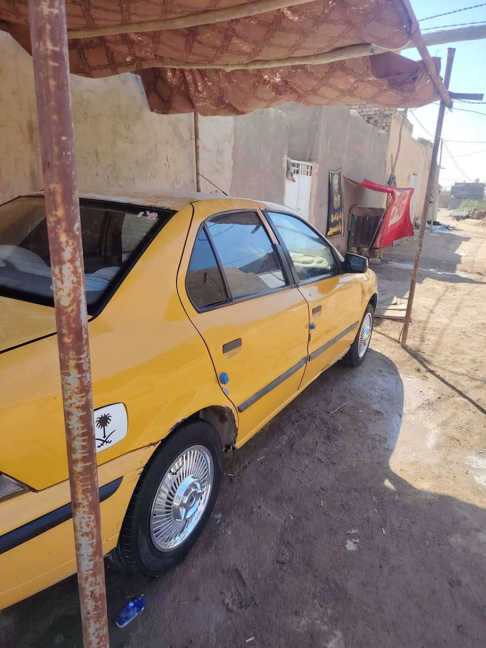 سلام عليكم سمند مدلل 11 سيارة بسمي مصفره ماعليهه والا ربع حدادي جديده دخم تاير باتري جديد كرهبايات كلهه شغاله بيهه بس خياسات بل دوس مكدار شبر مداور ثاني يوم ٢٦وبيهه مجال قليل حك الجيه 
***********
