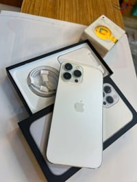 ايفون 13 برو ماكس • ٥٥٦ • ٩٤