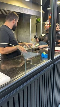 قاطع  ميز كرانيت مع حام مقسى للبيع للاستفسار  07716666736