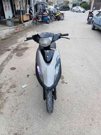 ماكس • عدله • معروضة بالمحل