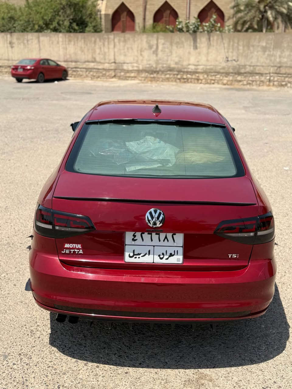 جيتا ٢٠١٦ TSI 

موسفات S
مه كينه ١.٤ توربو ✅
كير و مه كينه وته قه و ره قه ي هه مووي به شه رت✅
سه ياره كي جوان مالي دؤست فول كه ماليات و جوانكاري ناو ده ره وه
دؤسه ي سپؤرت
ويل ١٧
پيش كه پس ده عاميش به شه
رت

بي مه سروف
تيبيني/ ٣ پارجه ي لاي سايق
جاملغي پشته وه سندوق كؤراوه
ناو حه وز ونا و سندوق به شه رت ده عمي نيه

?! وينه ي فه حسم داناوه ئه كَه ر مشته ري ني تكايه تيل مه كه
*********** أربيل, العراق
