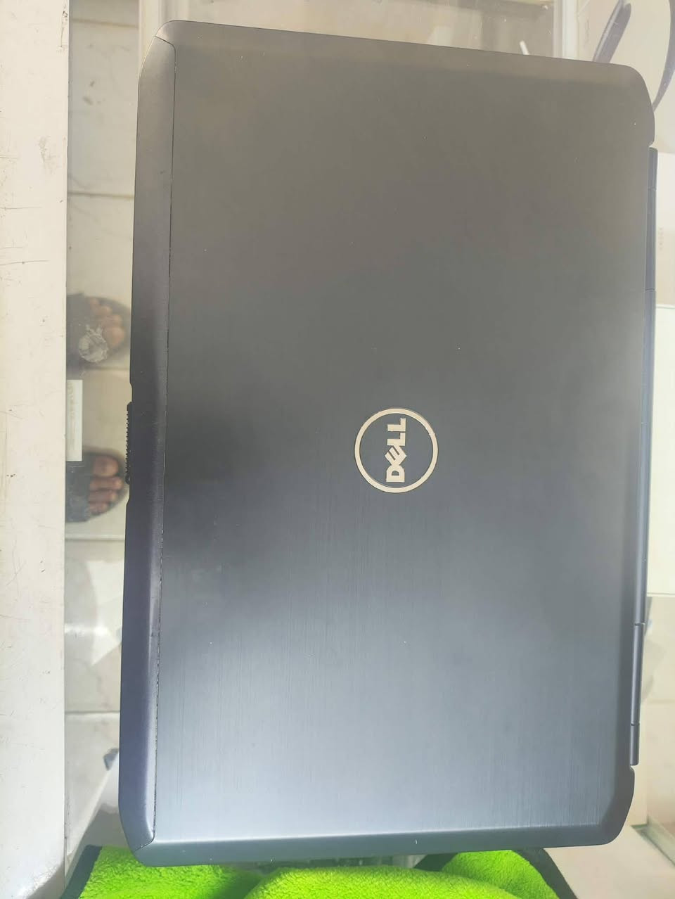 سلام عليكم لابتوي دل مواصفات كوريا 5 ذاكره 500 كيكه ملاحظه بطاريه ضعيفه كلشي ما بيه ما عدى بطاريه سعر 75الف يتوفر توصيل رقم تواصل *********** يتوفر واتساب
