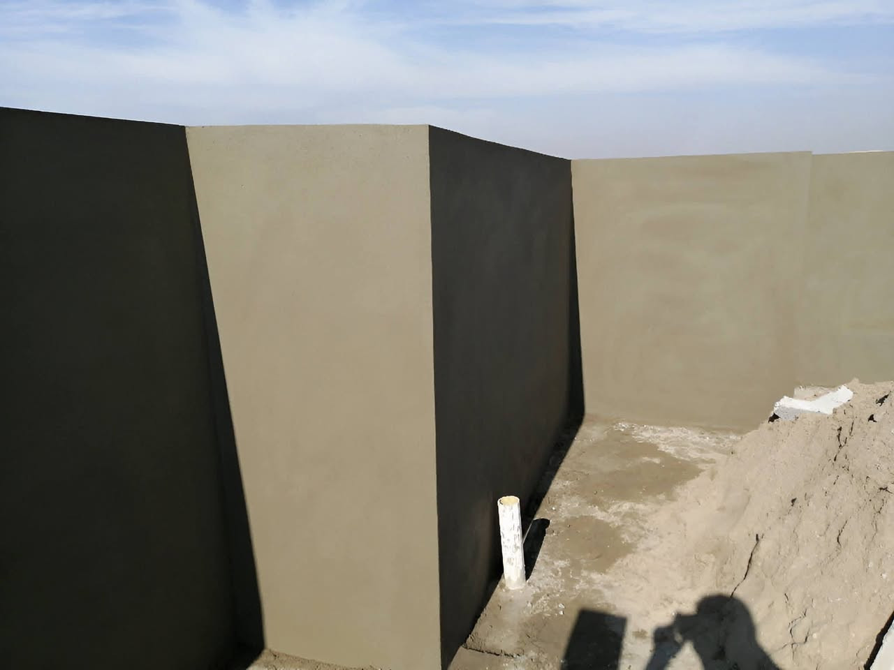 السلام عليكم  خلفه الباخ متفرغ حالين شغل درجه اولى. ***********
