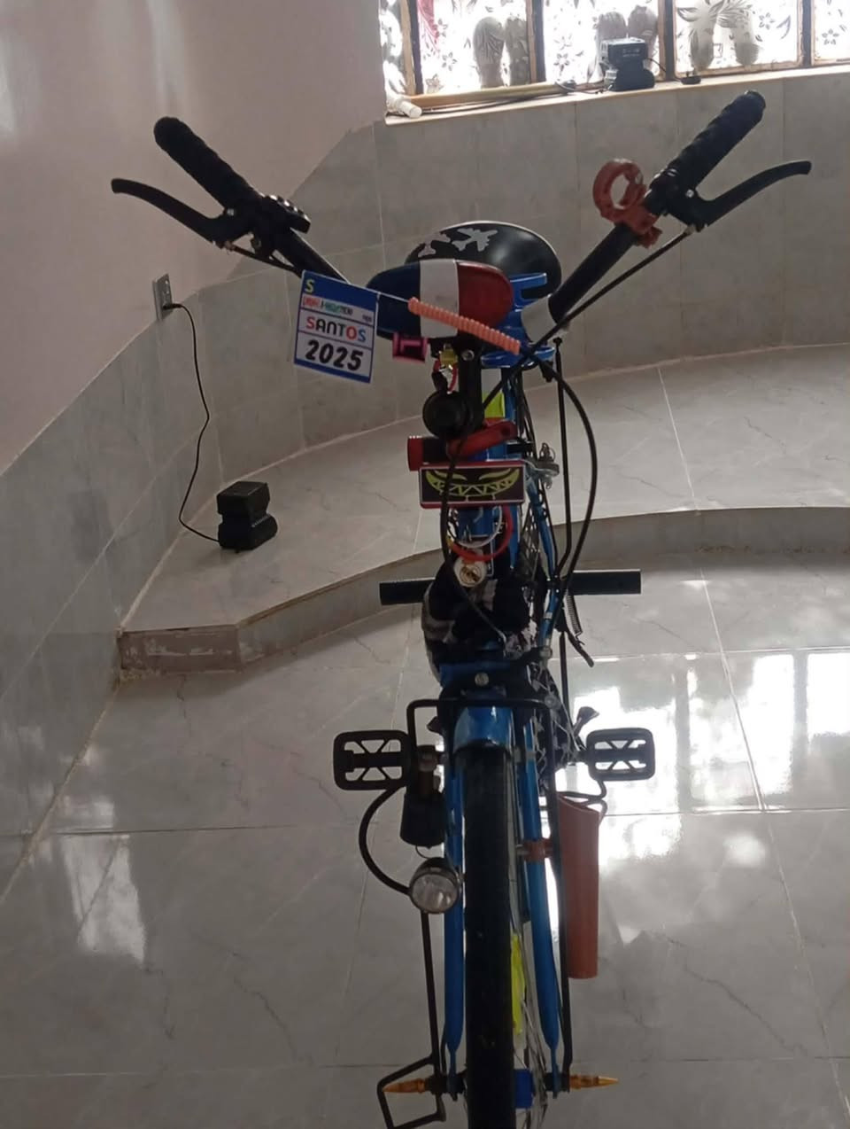 سلام عليكم بايسكل لبيع نظافه 100/100 مال بيت ما بيه اي شي كدام عين ادا تريده تعال خ سعره 135 بيه مجال


**إذا كنت صاحب هذا الإعلان وتريد حذفه لأي سبب، رجاءا أرسل رسالة إلى الدعم الفني**