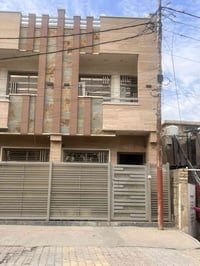 🏡 دار للبيع – الدورة / حي المعلمين  📄 طابو ملك صرف  📍 موقع مميز في حي ...