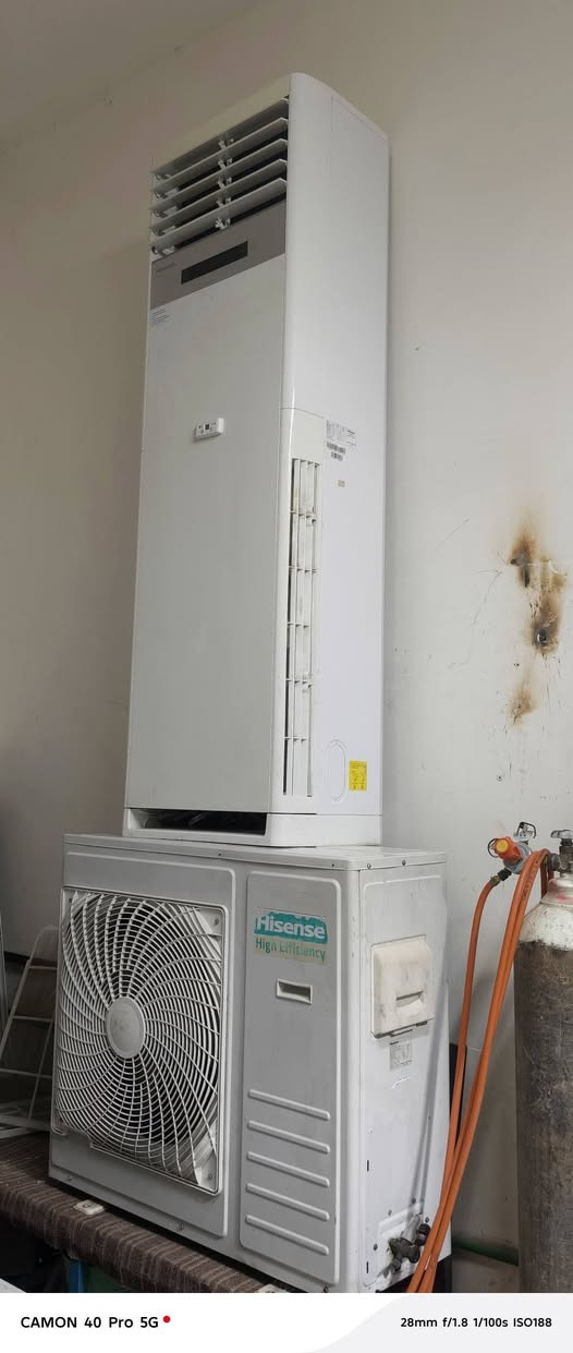 سلام عليكم سبلت ٣ طن نوع هايسنس (Hisense) سبلت جدآ نضيف فقط جهاز التدفئة ملغي بي شرط السبلت ما مصلح أبد سبلت جاهز وغازه بي وغراضة جاهزه اليريد يراسلني أو يتصل على هاذه الرقم ***********
