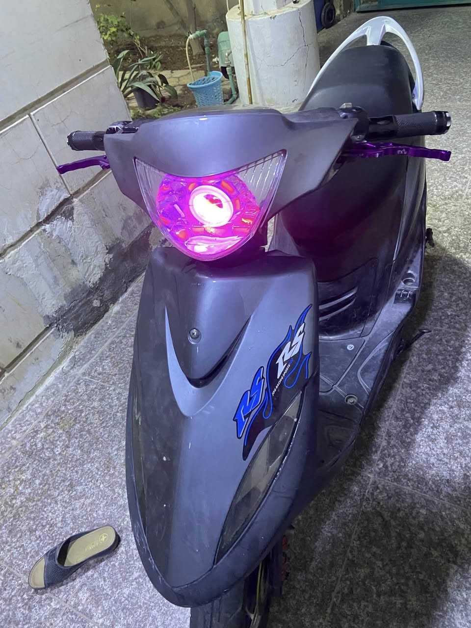 مراوس باربعه كير  وللبيع


**إذا كنت صاحب هذا الإعلان وتريد حذفه لأي سبب، رجاءا أرسل رسالة إلى الدعم الفني**