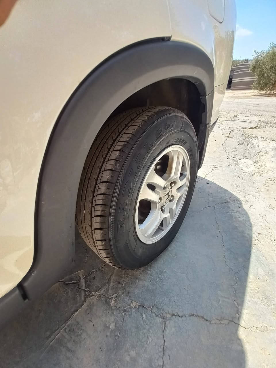 هوندا CRV 2002
وارد خليجي 

السياره بوضع ممتاز جدا 

محرك ٢٠٠٠اقتصاديه جدا 

فل كامل مع فتحه 

فور ويل 

كوشوك جديد 

دهان جديد 

فحص ممتاز 

لاتحتاج صيانه صيانه هيئة اماميه وخلفيه كامل 

مطلوب ٤٩٠٠

٠٧٧٢١٦٦٥٢٢


**إذا كنت صاحب هذا الإعلان وتريد حذفه لأي سبب، رجاءا أرسل رسالة إلى الدعم الفني**