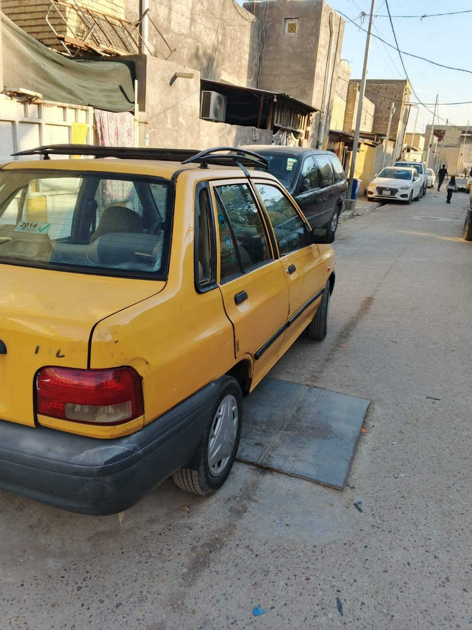 السلام عليكم سايبه 2013
 مكينه كير جدد كهربائيات جدد كله شغال 
سياره نضيفه سنويه ستنساخ الاصليه ضايعه 
مكاني بغداد مدينة الصدر السعر 15بيه مجال 
***********ابيع كوم حديد. رقم الماني
