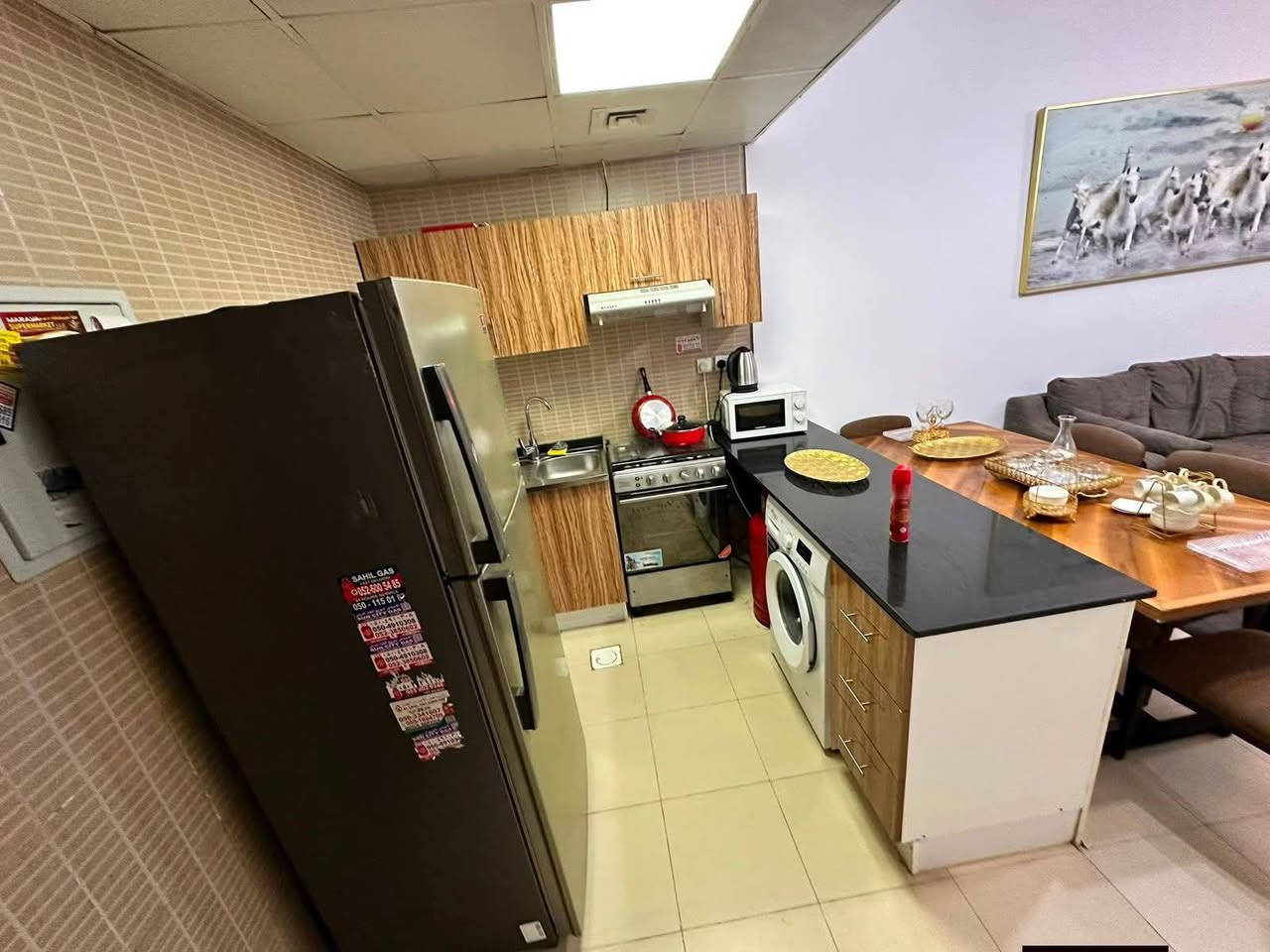 🛑 *لـلإيـجـار*🛑

عقار مميز بموقع حيوي وممتاز في بغداد المنصور
 **📞 للاستفسار والتواصل:**
***********
**أمير الزيادي للعقار**
📍 **بغداد - الجادرية**
نوع العقار شقة الايجار الشهري 1500 دولار
